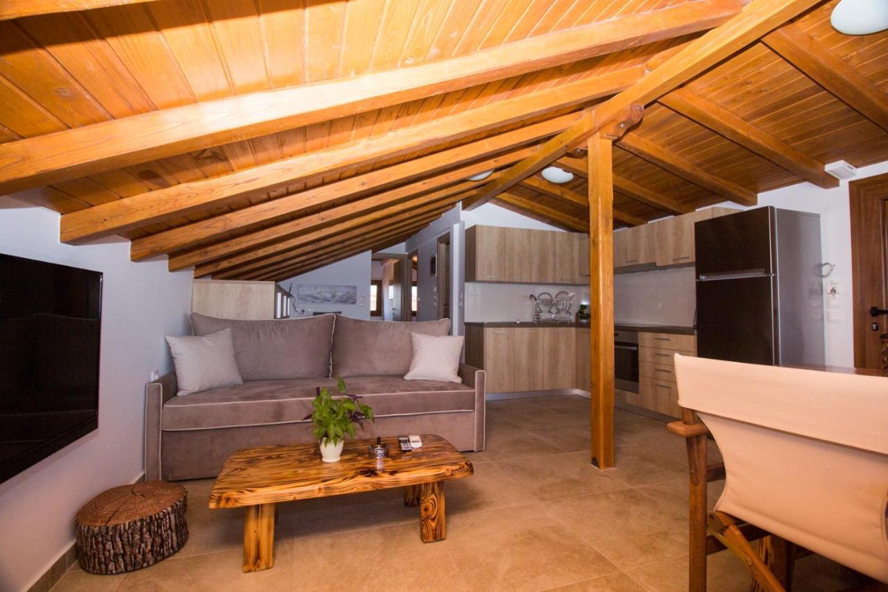 Golden Attic Apartamento Néa Ródha Exterior foto
